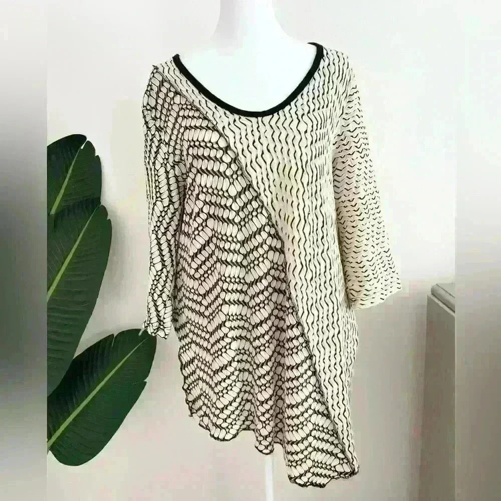 Thomas & Olivia Tunic 3/4 Sleeve Asymmetrical/Paneled Size Large